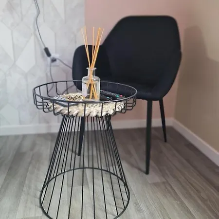 Ng Suitehome - Lille I Centre I 121 - Pastel - Netflix - Wifi Apartment *
